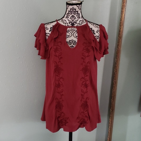 Charlotte Russe Tops - Charlotte Russe Maroon Cold Shoulder Ruffle Top